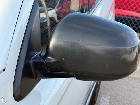 Used 2020 Mitsubishi Outlander ES image 11