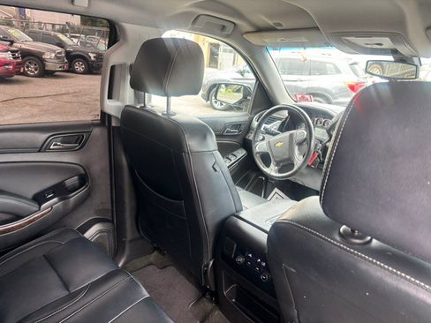 Used 2017 Chevrolet Suburban LS AWD/4WD image 44
