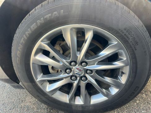Used 2019 Buick Enclave Avenir w/ Avenir Technology Package AWD/4WD image 8