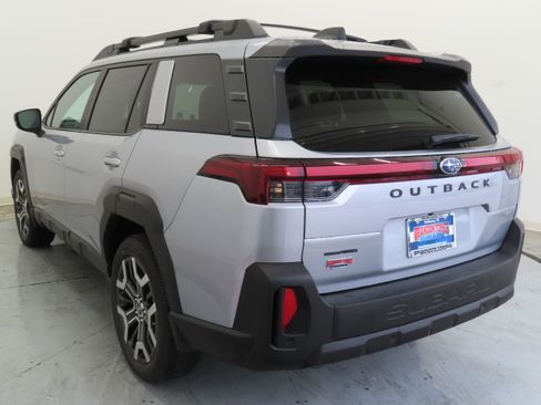 New 2026 Subaru Outback Touring XT image 7