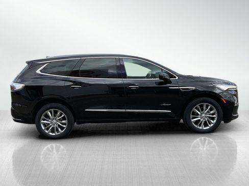 Used 2023 Buick Enclave Avenir w/ Avenir Technology Package AWD/4WD image 6