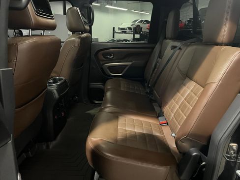 Used 2021 Nissan Titan Platinum Reserve w/ Moonroof Package image 26