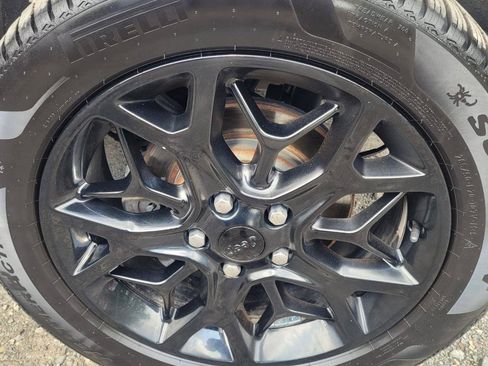 Used 2020 Jeep Grand Cherokee Overland AWD/4WD image 44
