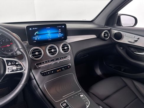Used 2020 Mercedes-Benz GLC 300 image 22