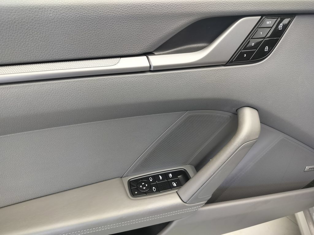 Certified 2020 Porsche 911 Carrera S RWD image 18
