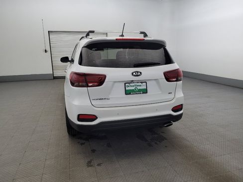 Used 2020 Kia Sorento LX w/ LX I4 Convenience Package image 6