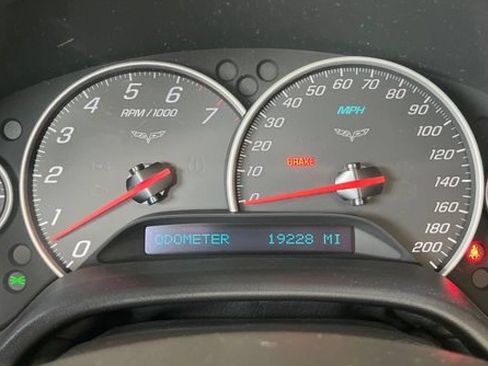 Used 2007 Chevrolet Corvette Convertible w/ Preferred Equipment Group RWD image 36