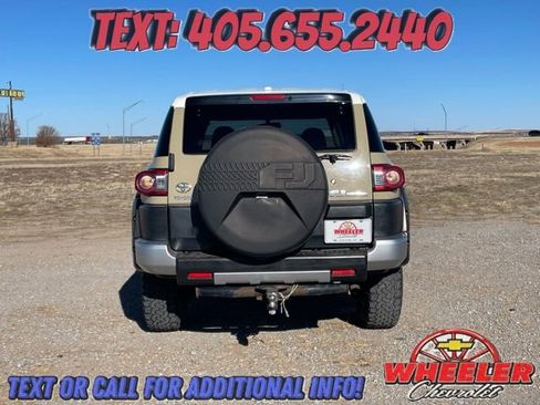 Used 2012 Toyota FJ Cruiser Base 4D Sport Utility w/ Convenience Pkg image 5