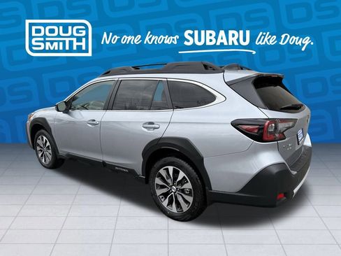 New 2025 Subaru Outback Limited image 3