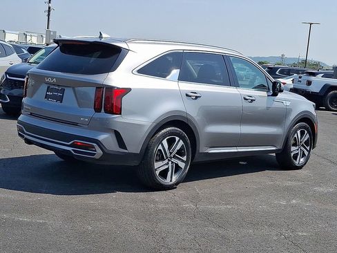 Certified 2023 Kia Sorento EX AWD/4WD image 6