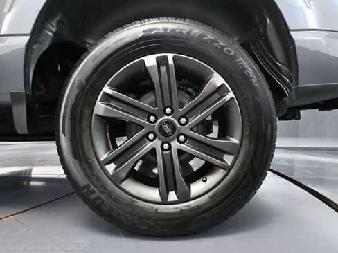 Used 2022 Ford F150 Lariat w/ Equipment Group 502A High AWD/4WD image 16