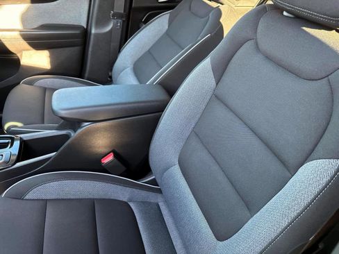 Used 2025 Chevrolet TrailBlazer LT w/ Driver Confidence Package image 14