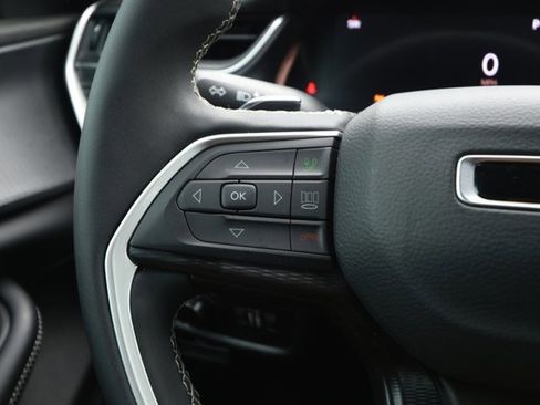 New 2025 Jeep Grand Cherokee Laredo X w/ Trailer Tow Package image 13