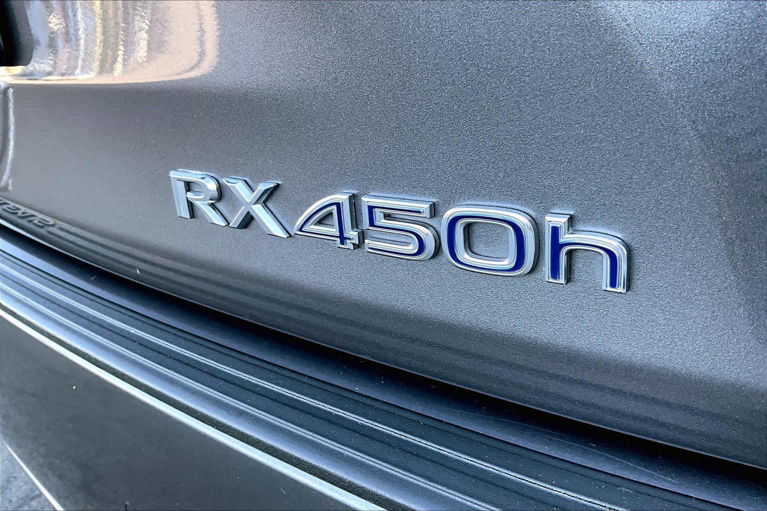 Used 2016 Lexus RX 450h AWD w/ Cold Weather Package image 9