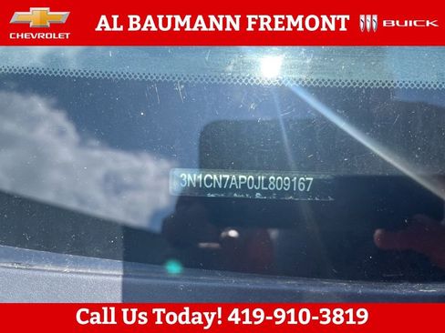 Used 2018 Nissan Versa SV FWD image 4