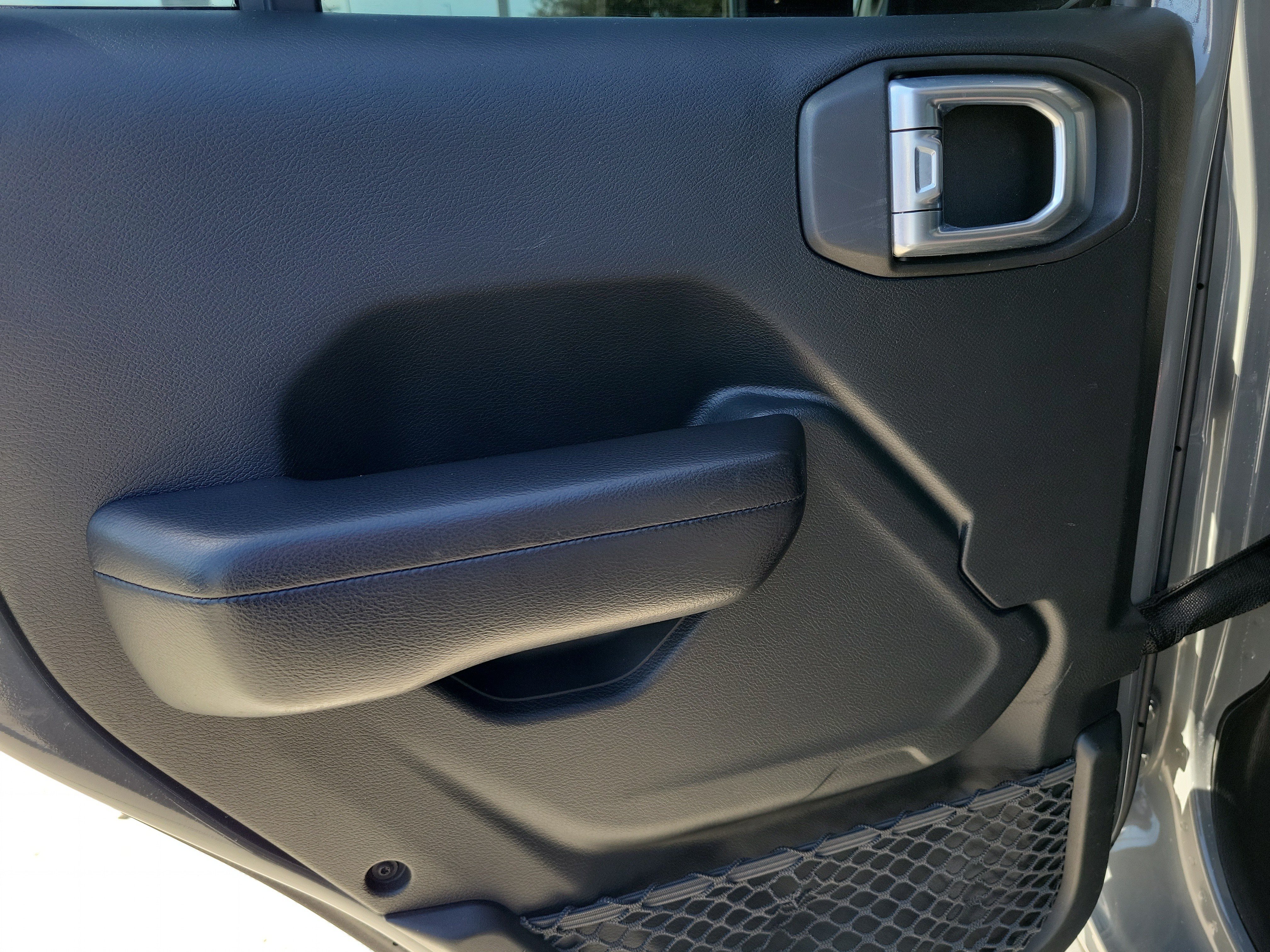 Used 2019 Jeep Wrangler Unlimited Sport S AWD/4WD image 12