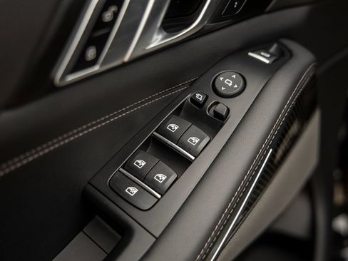 Used 2026 BMW X5 M60i AWD/4WD image 21