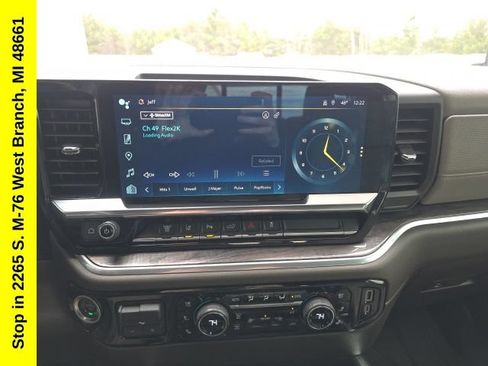 Used 2024 Chevrolet Silverado 2500 LTZ w/ LTZ Convenience Package AWD/4WD image 27