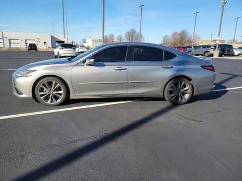 Used 2020 Lexus ES 350 F Sport image 4