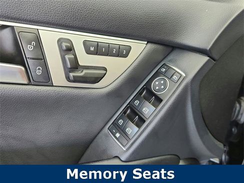 Used 2014 Mercedes-Benz C 300 4MATIC Sedan image 20