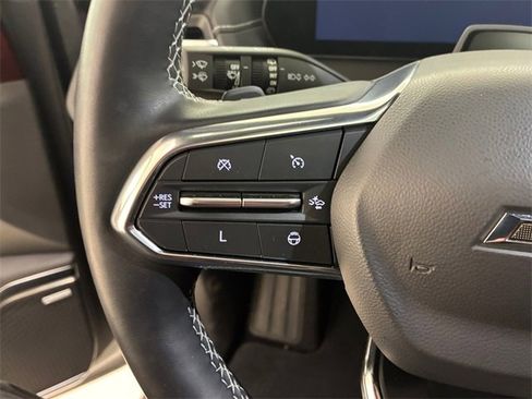 Used 2024 Chevrolet Traverse Z71 w/ Enhanced Driving Package image 23