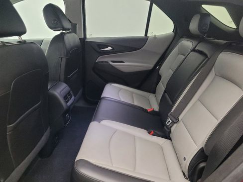Used 2019 Chevrolet Equinox Premier FWD image 18