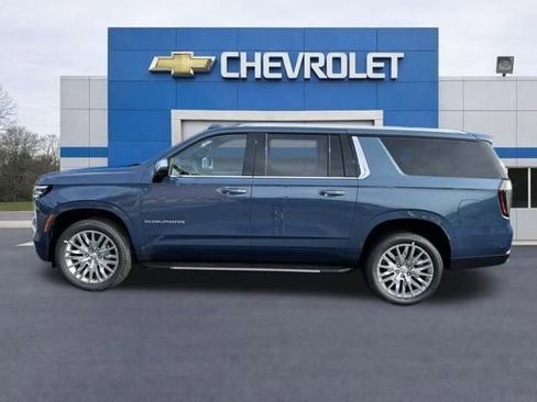 New 2025 Chevrolet Suburban Premier AWD/4WD image 6