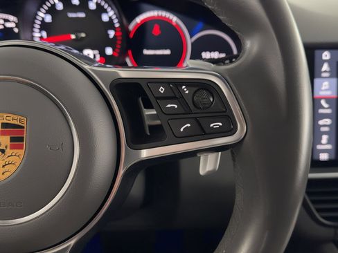 Used 2019 Porsche Cayenne AWD/4WD image 22