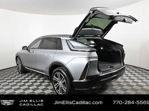 New 2026 Cadillac Lyriq Luxury image 32