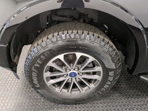 Used 2018 Ford F150 XLT w/ Equipment Group 302A Luxury AWD/4WD image 7