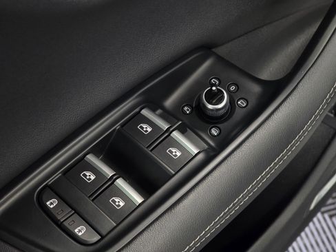 Used 2025 Audi Q7 3.0T Premium Plus image 35