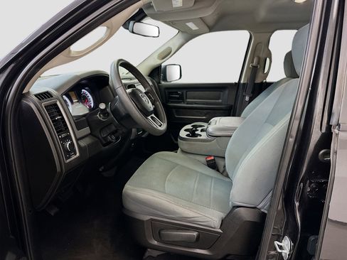 Used 2019 RAM 1500 Tradesman w/ Chrome Plus Package RWD image 13