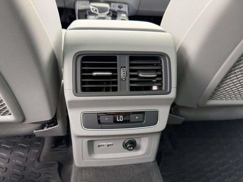 Certified 2023 Audi Q5 2.0T Premium w/ Convenience Package AWD/4WD image 15