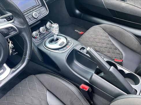 Used 2011 Audi R8 V10 AWD/4WD image 15