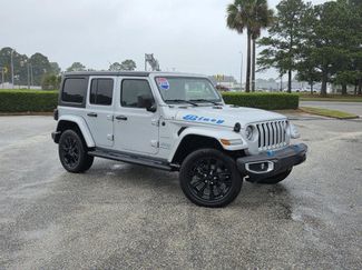 Used 2023 Jeep Wrangler Unlimited Sahara AWD/4WD video 1