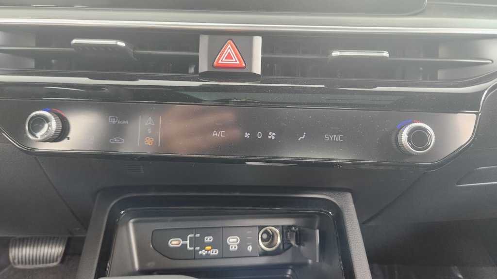 New 2026 Kia K5 GT-Line w/ GT-Line Premium Package FWD image 26