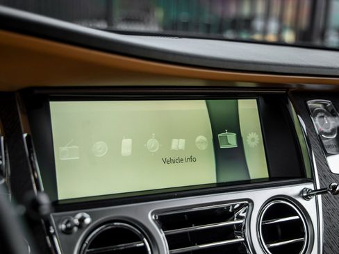 Used 2017 Rolls-Royce Wraith image 34