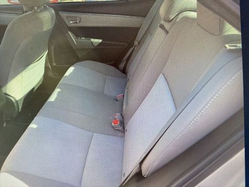 Used 2016 Toyota Corolla LE FWD image 8