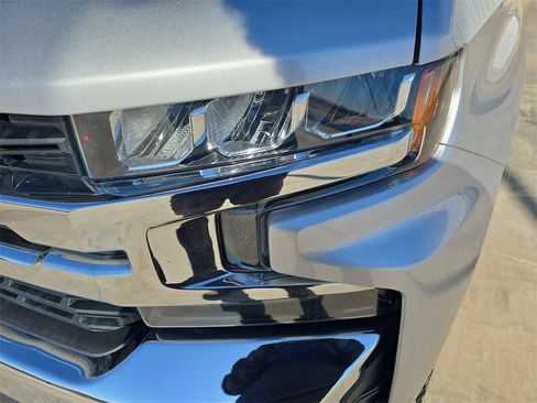 Used 2020 Chevrolet Silverado 1500 LT w/ Texas Edition image 31