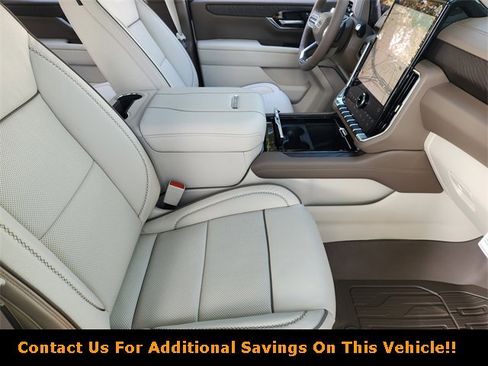 New 2026 GMC Yukon Denali w/ LPO, Floor Liner Package image 10