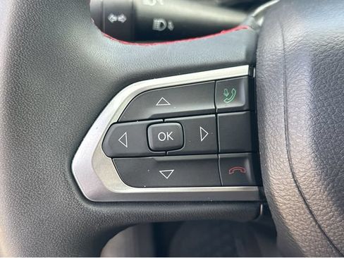Used 2023 Jeep Compass Trailhawk AWD/4WD image 30