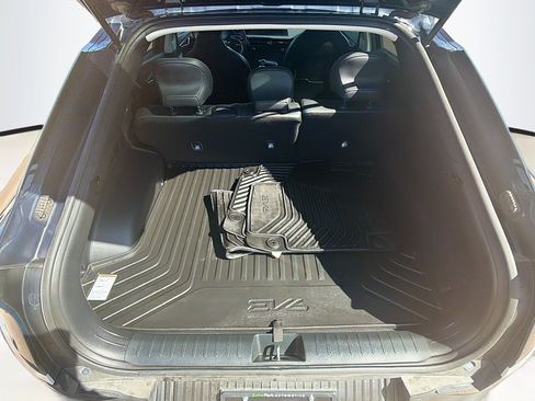 Used 2024 Kia EV6 Light AWD/4WD image 28