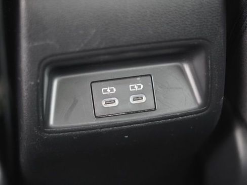 Used 2023 Toyota Corolla LE image 33