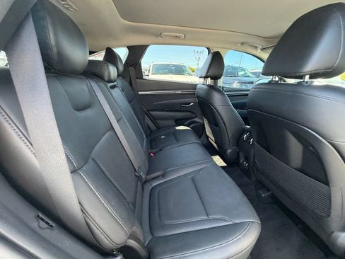 Used 2023 Hyundai Tucson Limited FWD image 16