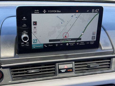Used 2023 Honda Pilot Touring image 14