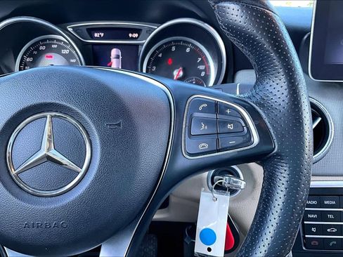 Used 2018 Mercedes-Benz CLA 250 image 25