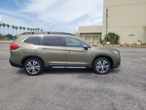 Used 2022 Subaru Ascent Touring AWD/4WD image 4