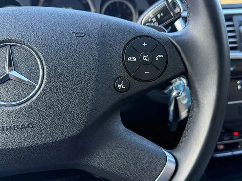 Used 2011 Mercedes-Benz E 350 4MATIC Wagon image 15