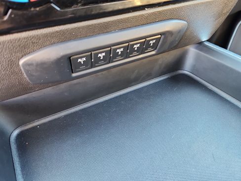 Used 2025 Chevrolet Silverado 3500 High Country w/ High Country Premium Package image 38