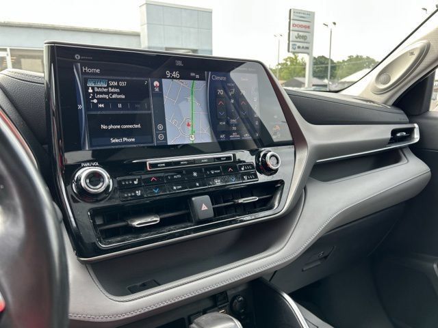 Used 2021 Toyota Highlander Limited AWD/4WD image 49